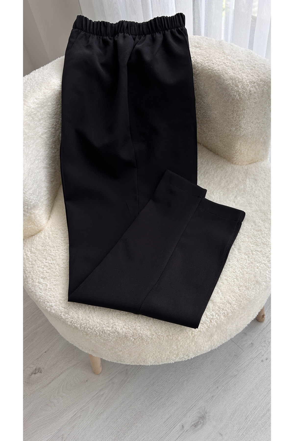 Düz Kesim Çımalı Pantolon SİYAH